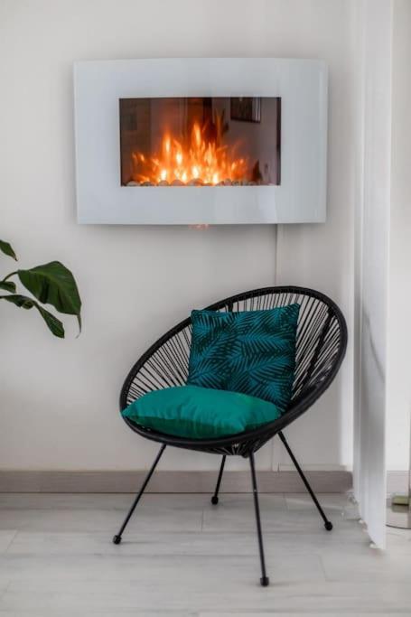 Forest Chic : Maison San Marina Parmain Exterior foto
